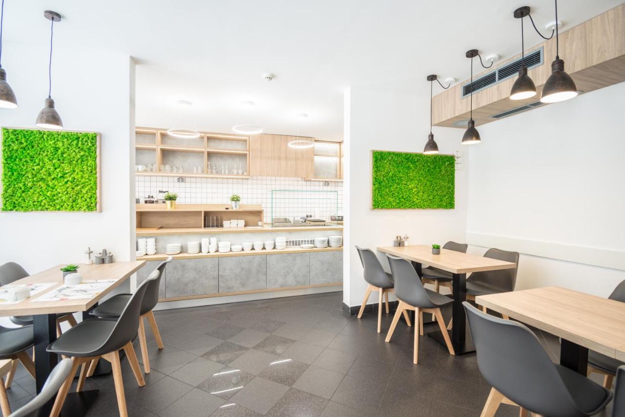 Orion Varkert Hotel Budapesta