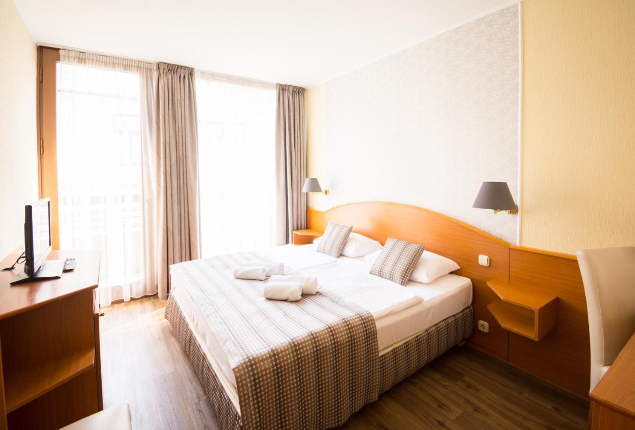 Hotel Orion Varkert 3*