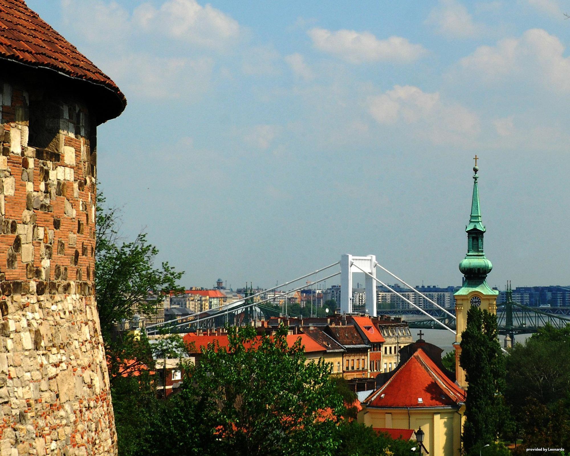 Orion Varkert Budapesta