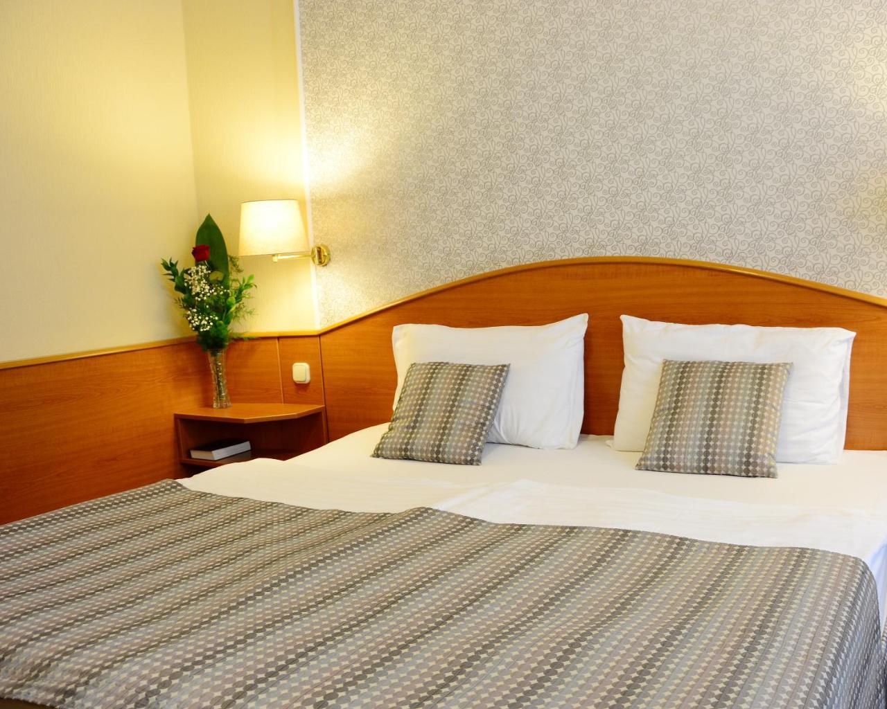 Hotel Orion Varkert