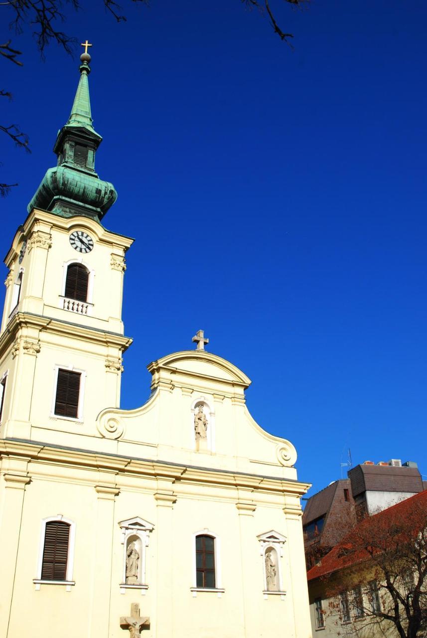 Szálloda Orion Várkert