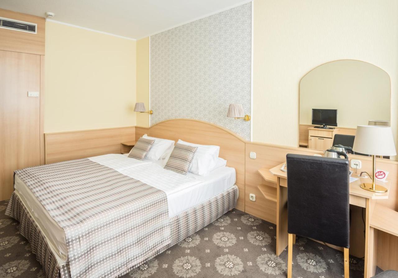Orion Varkert Hotel 3*