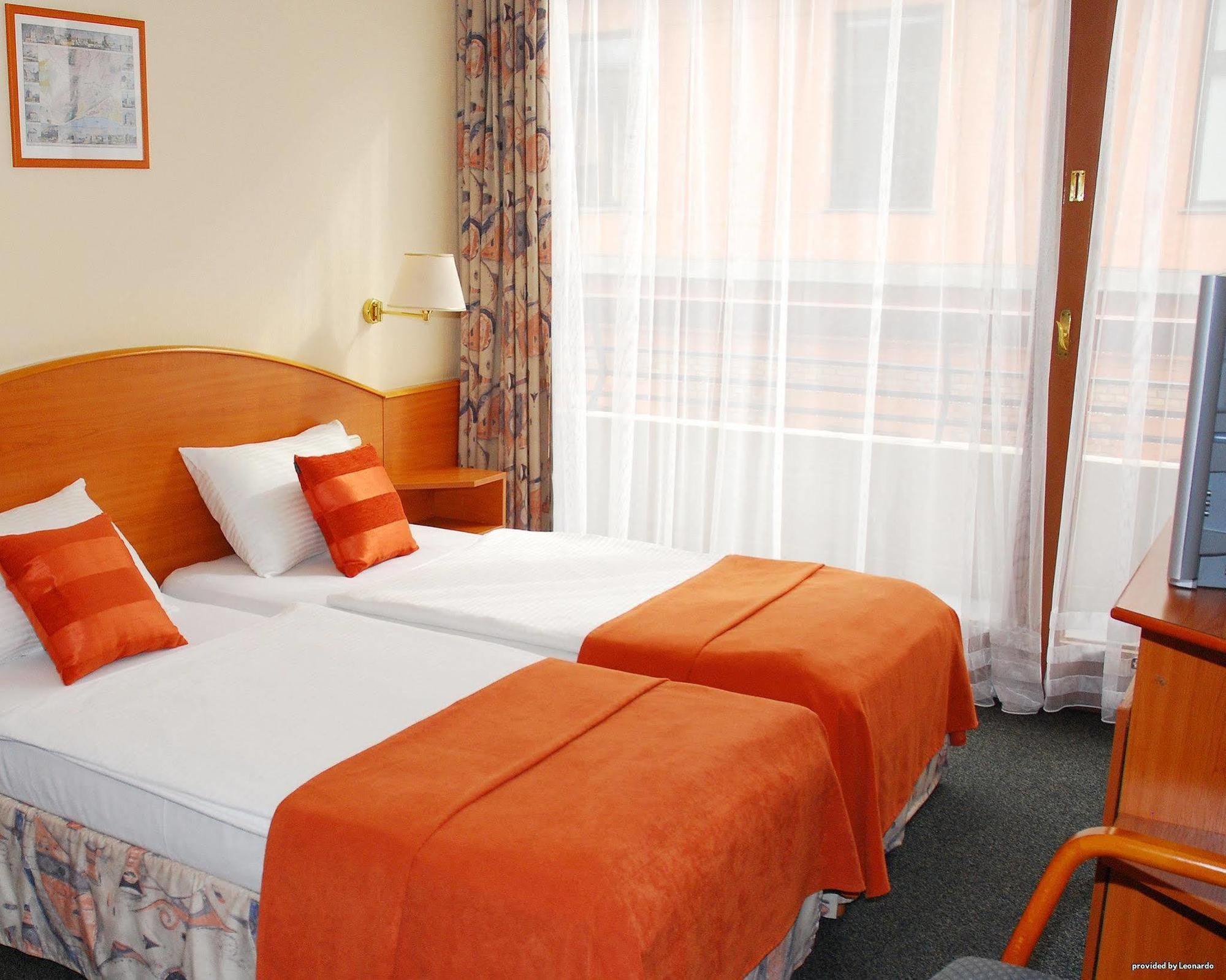 Hotel Orion Varkert